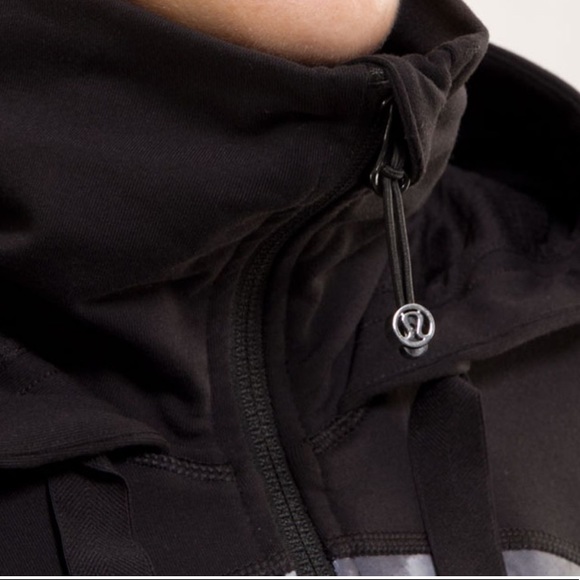 Lululemon Stride Jacket *Brushed - Picture 8 of 8
